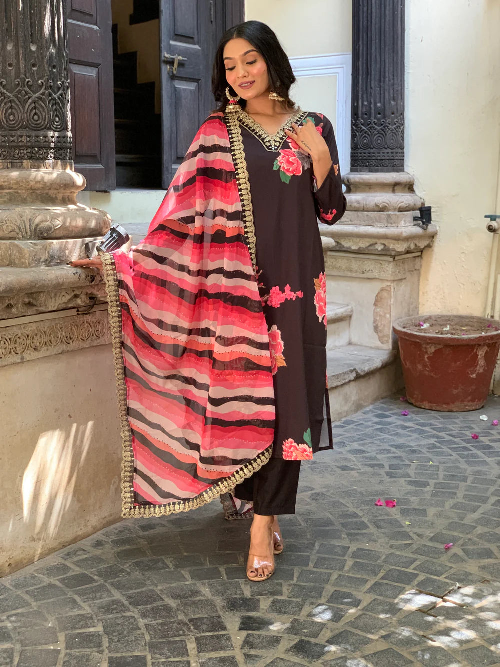 FLORAL PRINTED KURTA PANT WITH DUPATTA SET