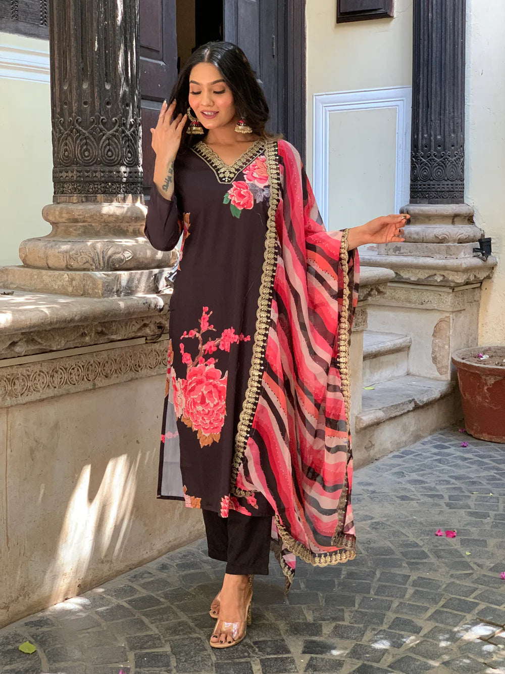 FLORAL PRINTED KURTA PANT WITH DUPATTA SET