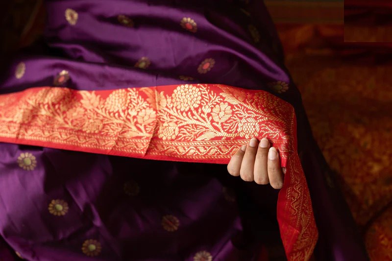 SILK THREADS WOVEN USING INTRICATE TECHNIQUES. SAREES WITH HEAVY BROCADE WORK AND GOLD  ZARI WORK ARE ITS MOST STRIKING FEATURES