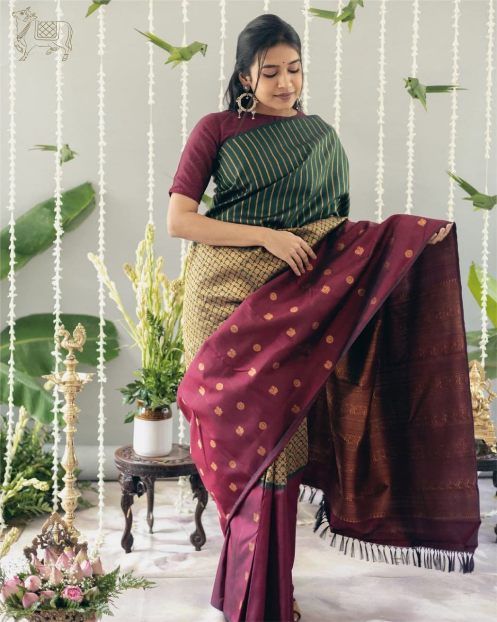 SILK THREADS WOVEN USING INTRICATE TECHNIQUES. SAREES WITH HEAVY BROCADE WORK AND GOLD  ZARI WORK ARE ITS MOST STRIKING FEATURES