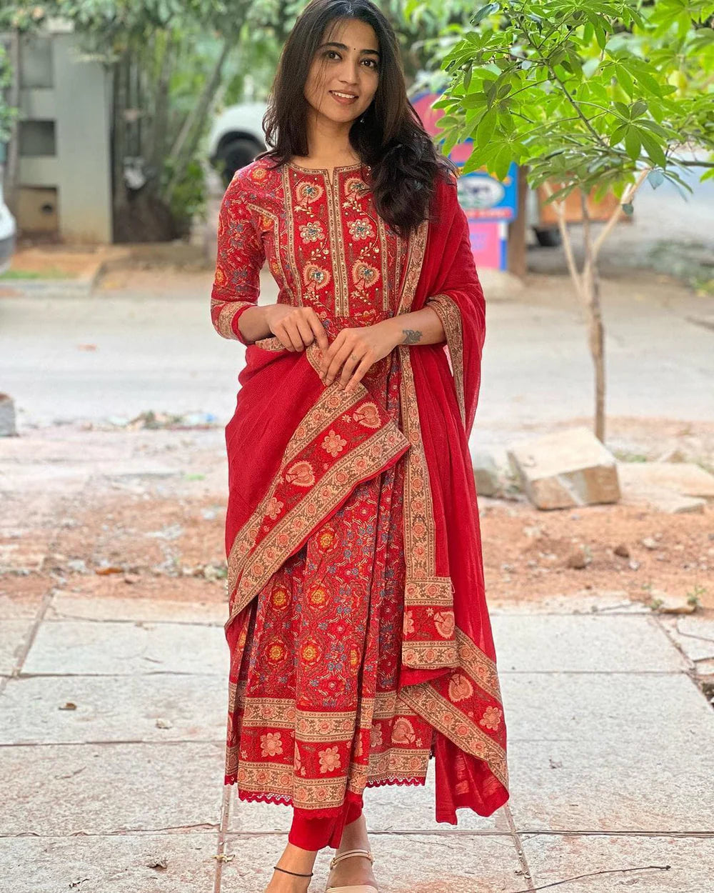 RED VOLUMINOUS ANARKALI SUIT SET