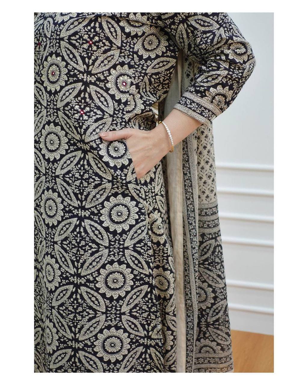 Black-Ivory Floral Afghani Suit